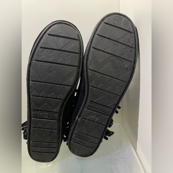 Minnetonka Black Suede Fringe with Concho Booties with Zipper - Picture 16 of 16